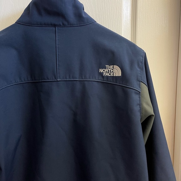 The North Face TNF Apex Jacket - Picture 3 of 8